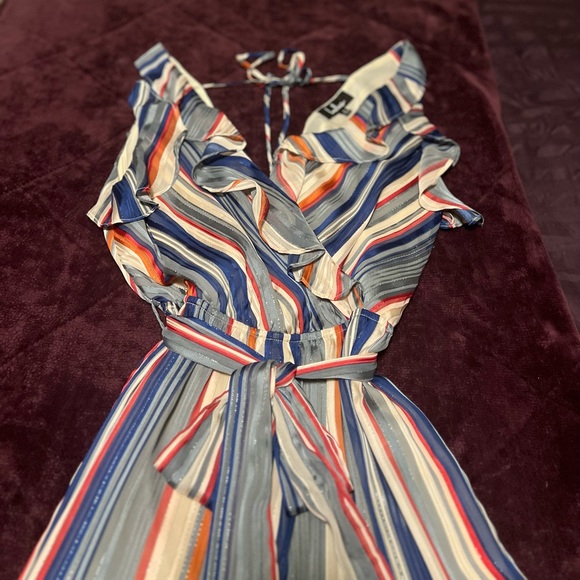 Lovely Sleeveless Stripped Jumpsuit - Small - Picture 5 of 7